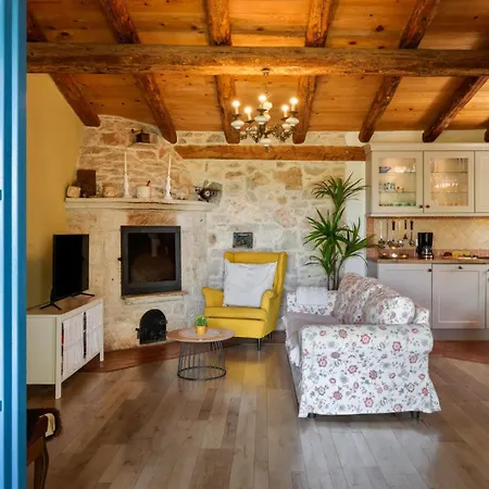 Paradiso Villa *