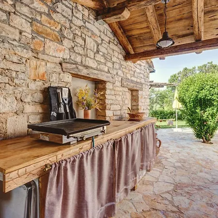 Paradiso Villa *